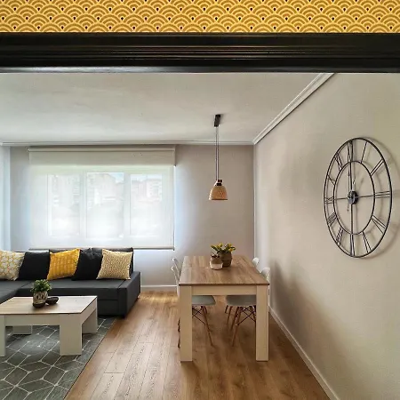 Amplio, Comodo Y Estiloso דירה