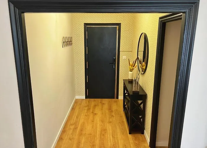 Amplio, Comodo Y Estiloso Apartman *